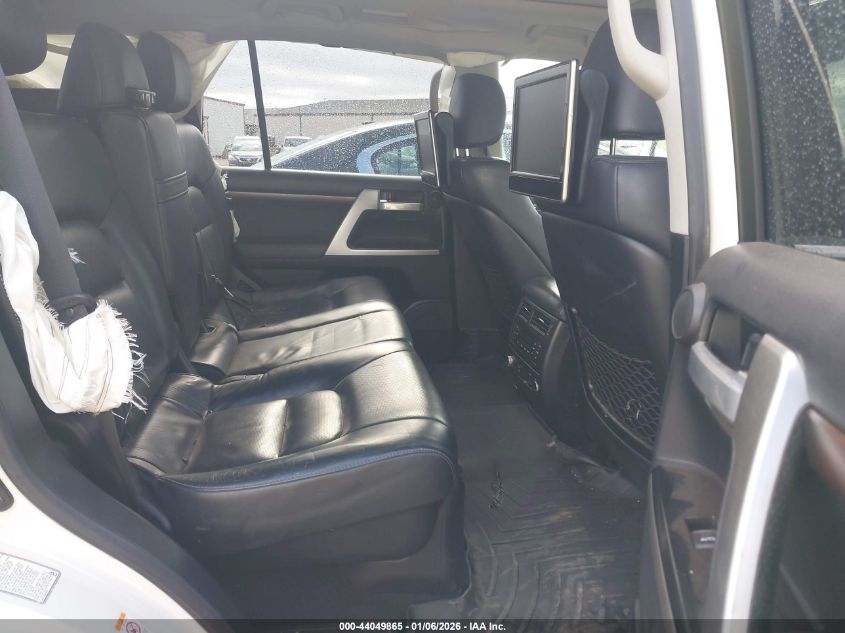 2017 Toyota Land Cruiser - JTMCY7AJ0H4058183