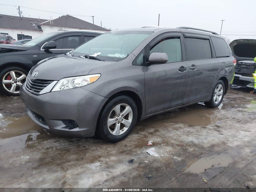 2011 Toyota Sienna Le V6