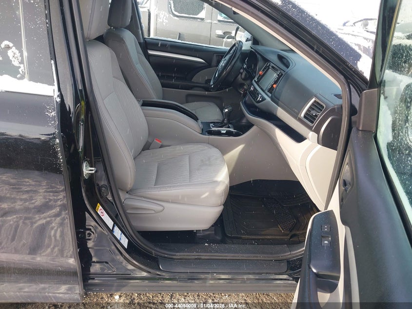 2018 Toyota Highlander Le Plus