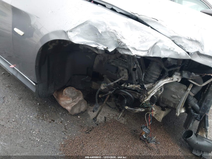 2009 BMW 335I VIN: WBAPM77519NL88527 Lot: 44050033