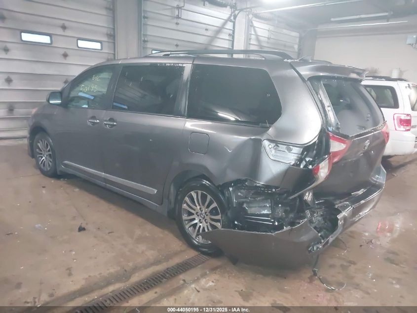 2018 Toyota Sienna Xle 8 Passenger