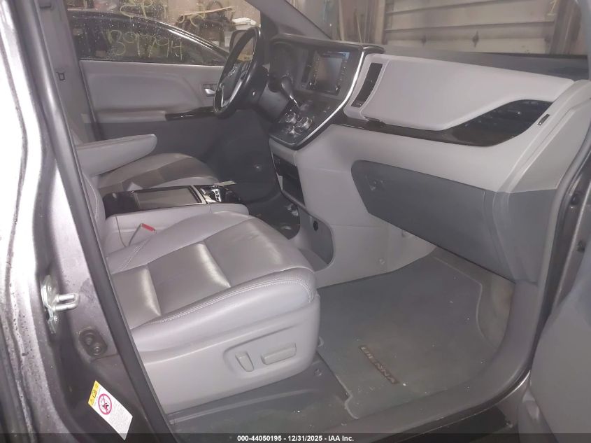 2018 Toyota Sienna Xle 8 Passenger