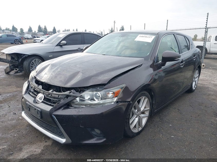Vin: jthkd5bh6g2266309, lot: 44545997, lexus ct 200h 20162
