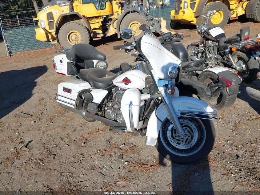 1HD1FC4197Y626762 2007 Harley-Davidson Flhtcui auction photo 1