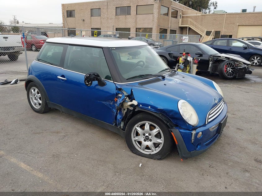 WMWRC33596TK73319 2006 Mini Cooper auction photo 1