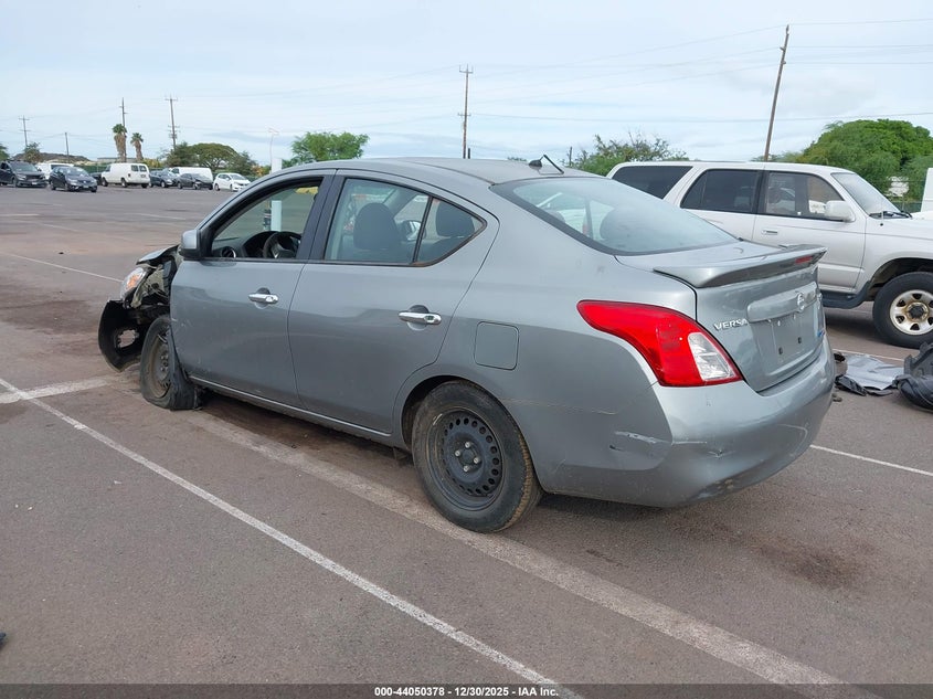 2014 Nissan Versa 1.6 Sv