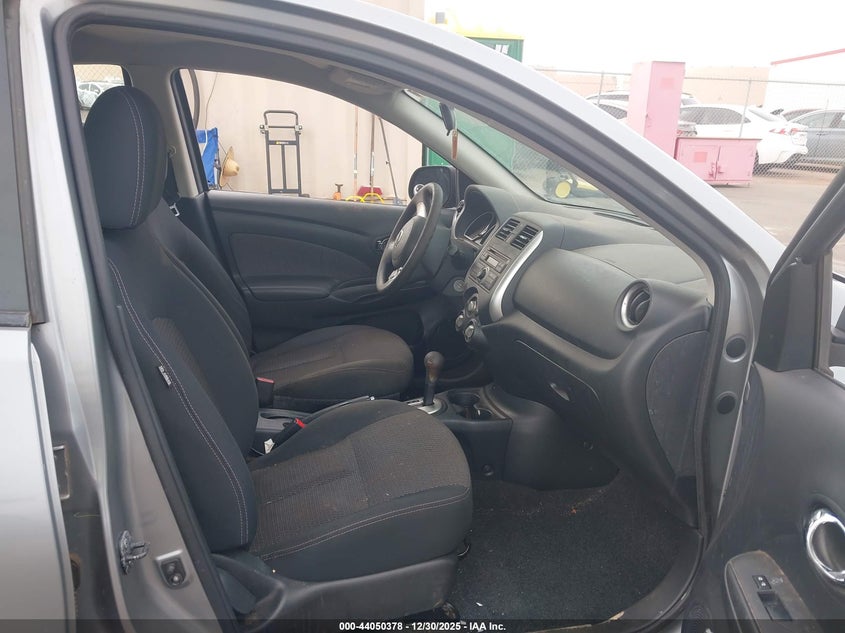 2014 Nissan Versa 1.6 Sv