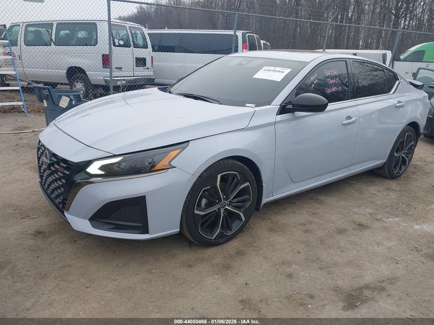 2024 Nissan Altima Sr Fwd