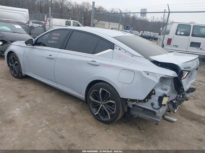 2024 Nissan Altima Sr Fwd