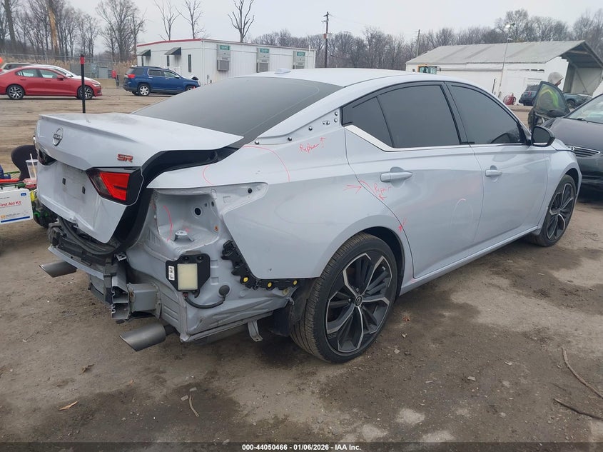 2024 Nissan Altima Sr Fwd