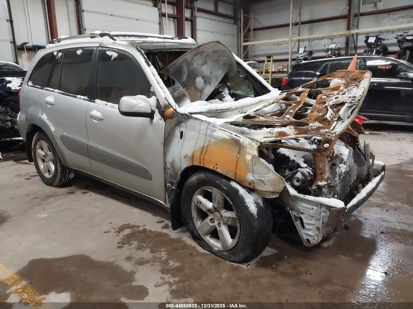 2004 TOYOTA RAV4