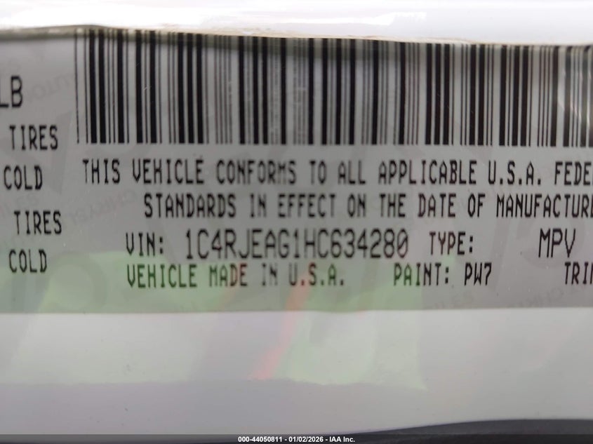 VIN 1C4RJEAG1HC634280 2017 JEEP GRAND CHEROKEE LAREDO 4X2