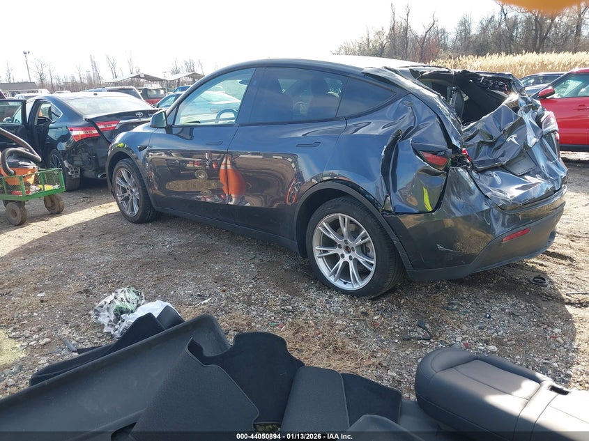 2024 Tesla Model Y Long Range Dual Motor All-Wheel Drive