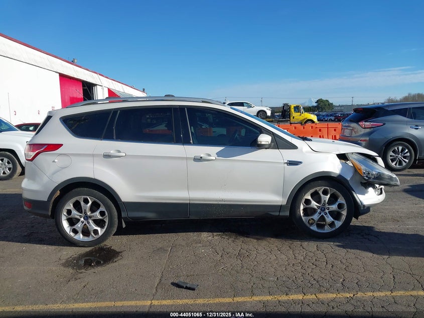 2014 Ford Escape Titanium VIN: 1FMCU9J96EUB32453 Lot: 44051065