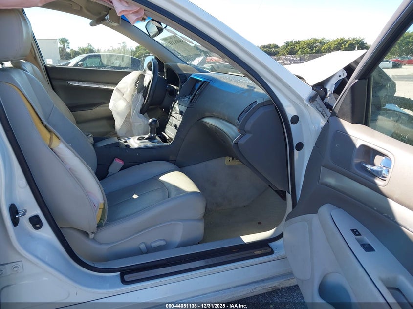 2011 Infiniti G25 Journey