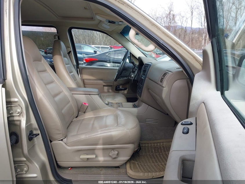 2002 Ford Explorer Xlt