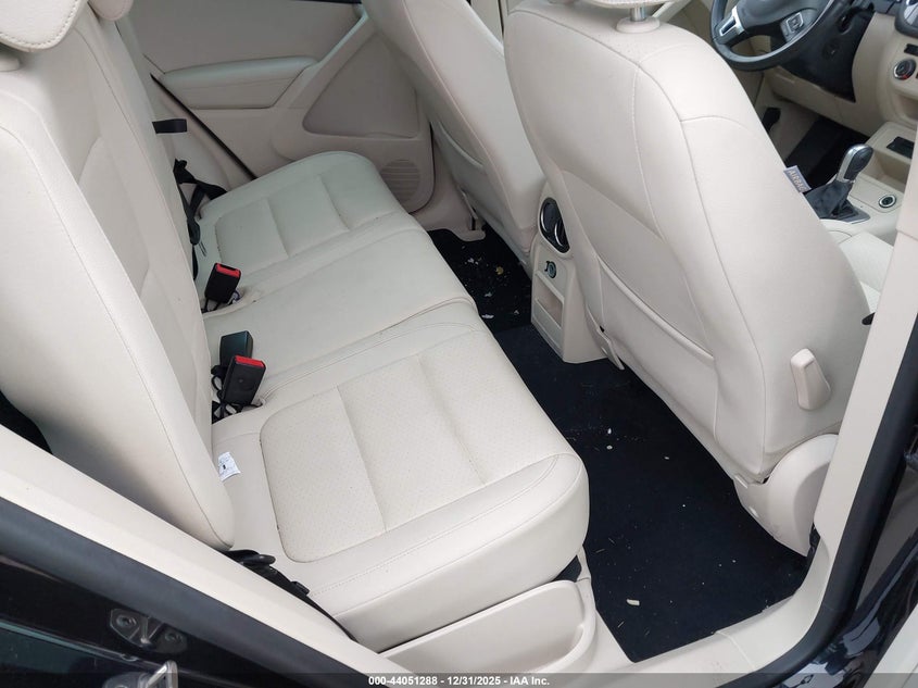 2015 Volkswagen Tiguan Se VIN: WVGBV7AX3FW556674 Lot: 44051288