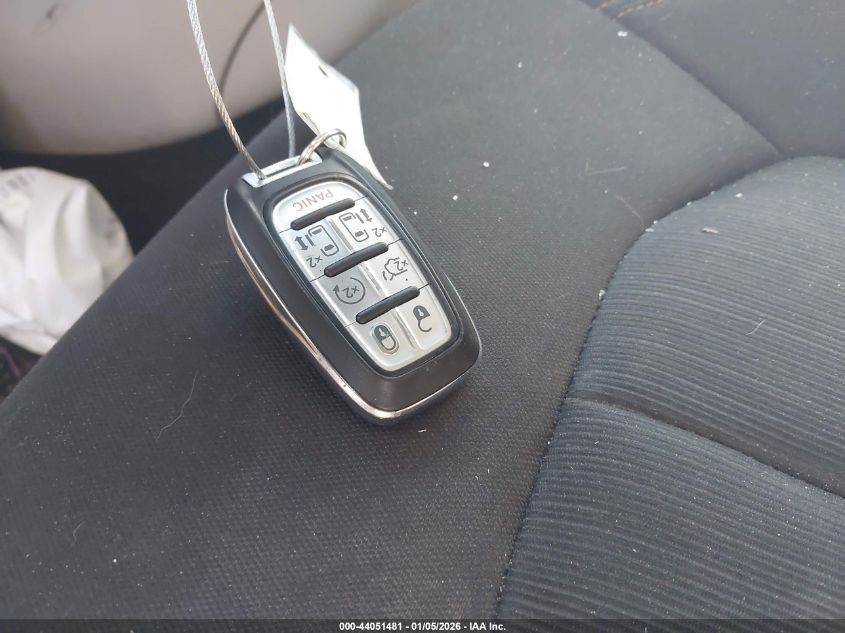 2020 Chrysler Pacifica Touring VIN: 2C4RC1FG9LR136839 Lot: 44051481