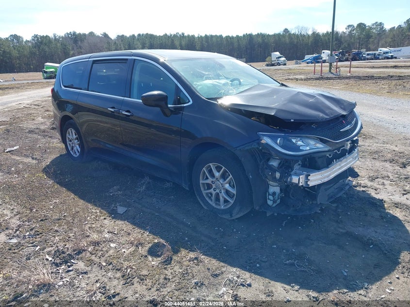 2020 Chrysler Pacifica Touring