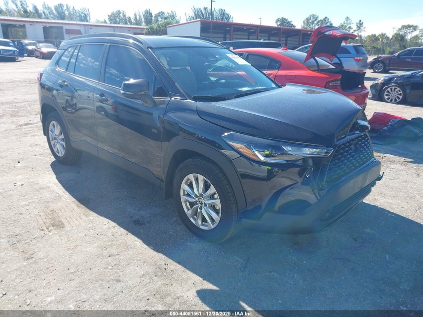 2025 Toyota Corolla Cross Le