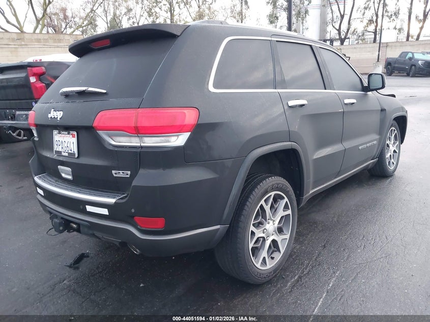 VIN 1C4RJEBG5JC289081 2018 JEEP GRAND CHEROKEE STERLING EDITION 4X2