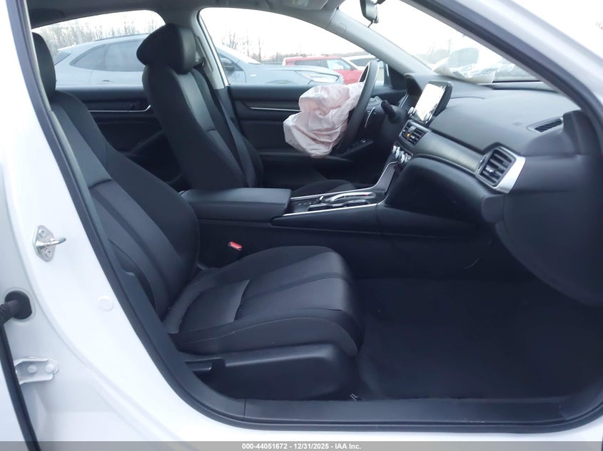 VIN 1HGCV3F44KA020549 2019 HONDA ACCORD HYBRID EX
