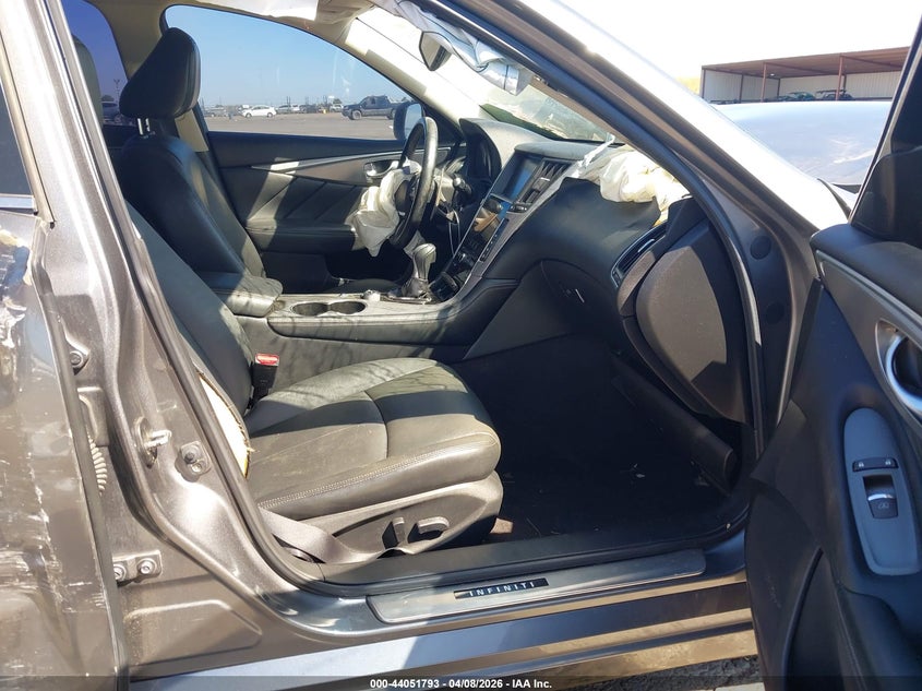 2015 Infiniti Q50 Premium