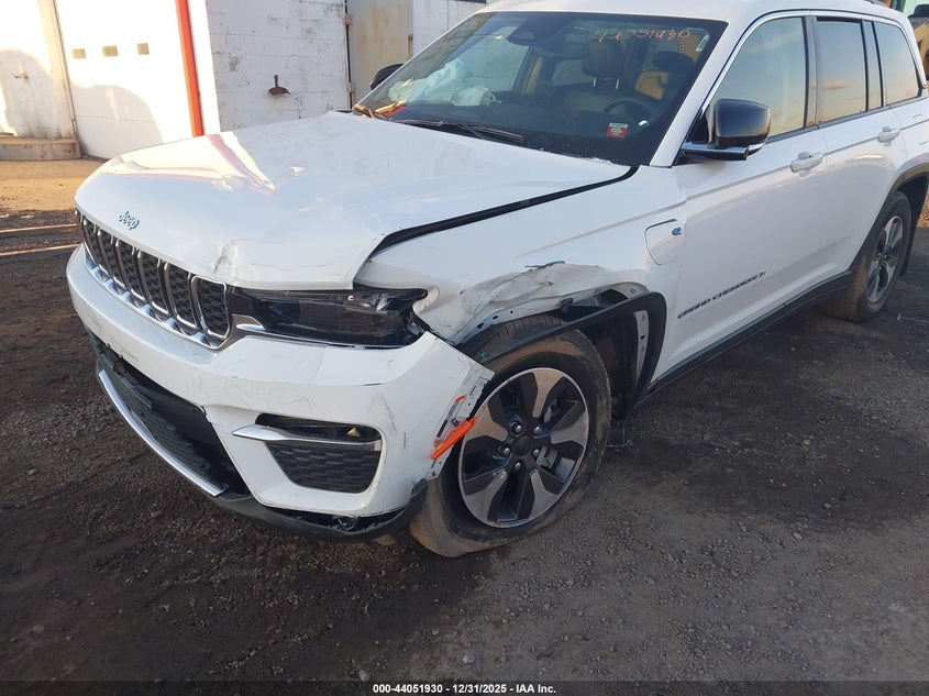 VIN 1C4RJYB68P8774058 2023 JEEP GRAND CHEROKEE 4XE