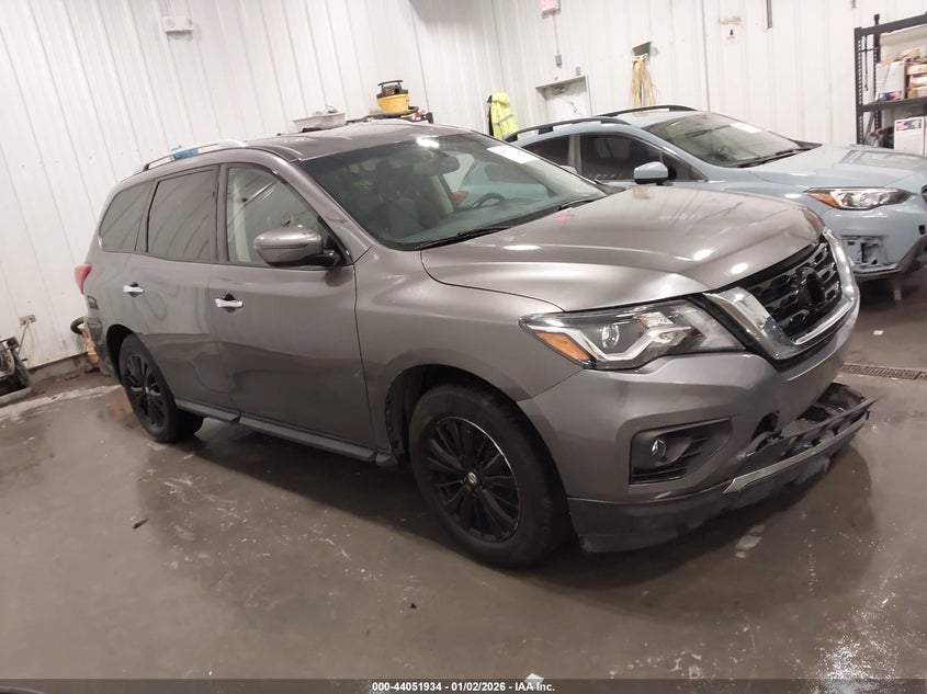 2019 Nissan Pathfinder Sv