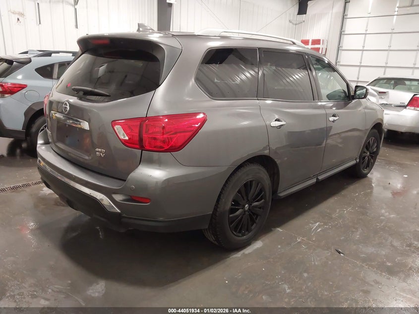 2019 Nissan Pathfinder Sv