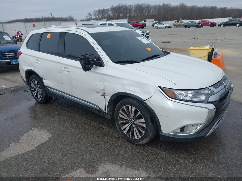 2019 Mitsubishi Outlander Se