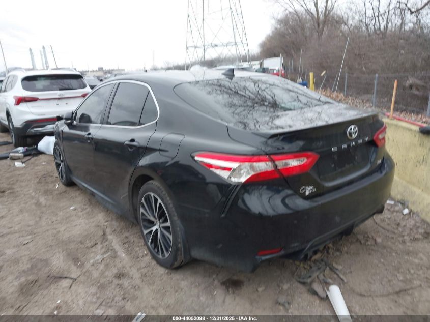 2020 Toyota Camry Se