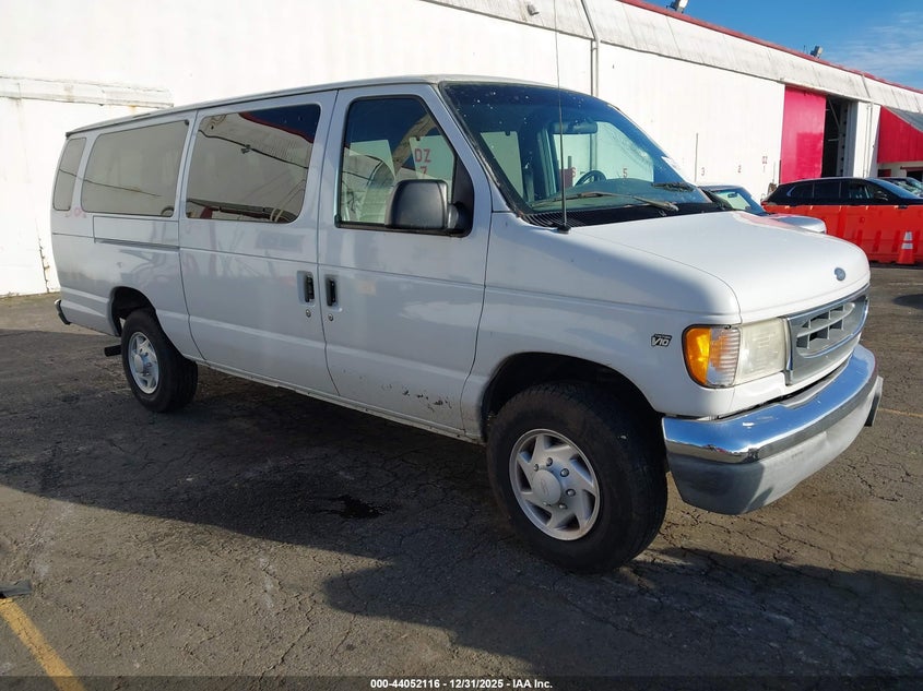 1FBSS31S81HA95595 2001 Ford E-350 Super Duty Xl/Xlt auction photo 1