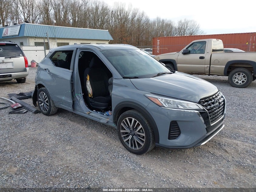 2023 NISSAN KICKS SV XTRONIC CVT