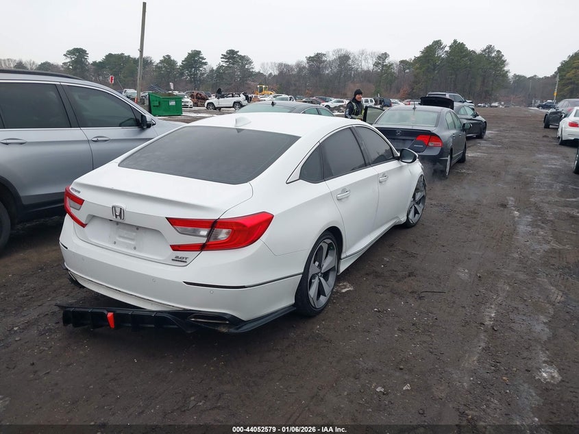 2019 Honda Accord Touring 2.0T