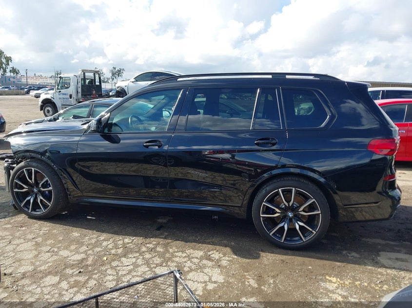 2021 BMW X7 xDrive40I VIN: 5UXCW2C01M9E52853 Lot: 44052673