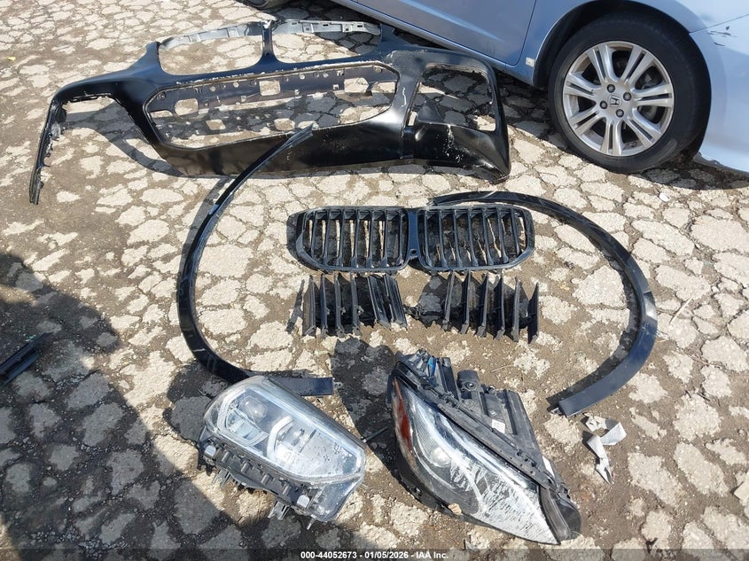 2021 BMW X7 xDrive40I VIN: 5UXCW2C01M9E52853 Lot: 44052673