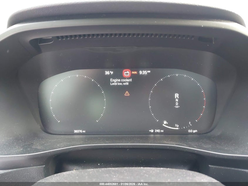VIN YV4162UK4M2428218 2021 VOLVO XC40 T5 MOMENTUM