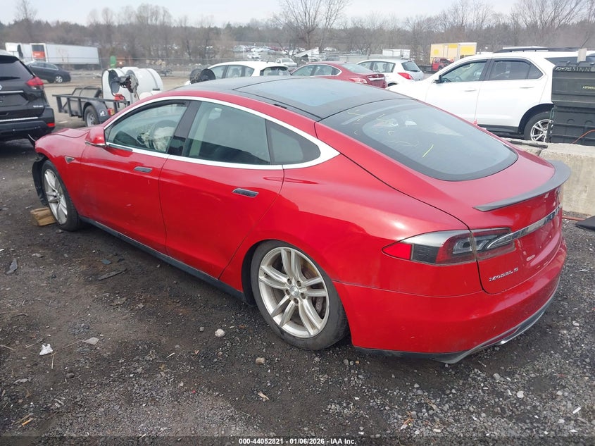 2013 Tesla Model S Performance
