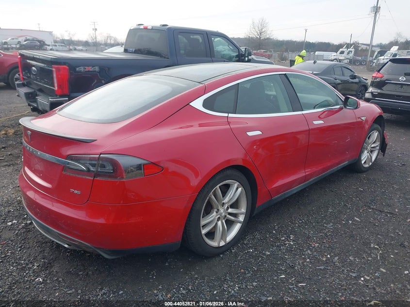 2013 Tesla Model S Performance