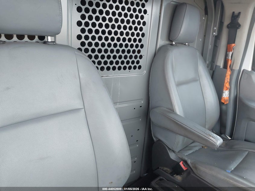 2019 FORD TRANSIT-150 auction photo 8