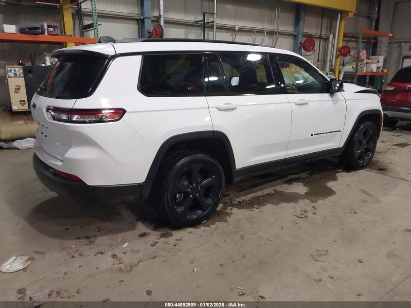 2024 Jeep Grand Cherokee L Altitude X 4X4