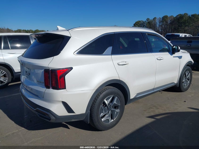 VIN KNDRH4LG7M5050970 2021 KIA SORENTO HYBRID EX