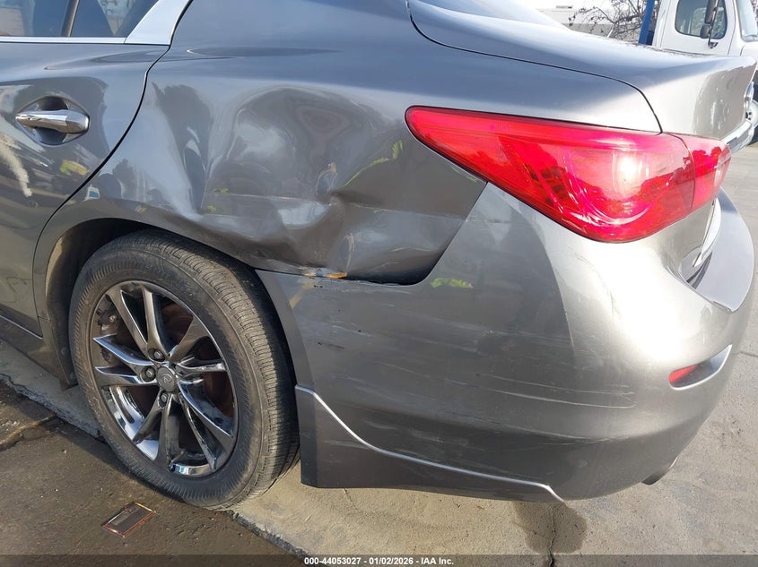 VIN JN1EV7AP2HM740023 2017 INFINITI Q50 3.0T SIGNATURE EDITION