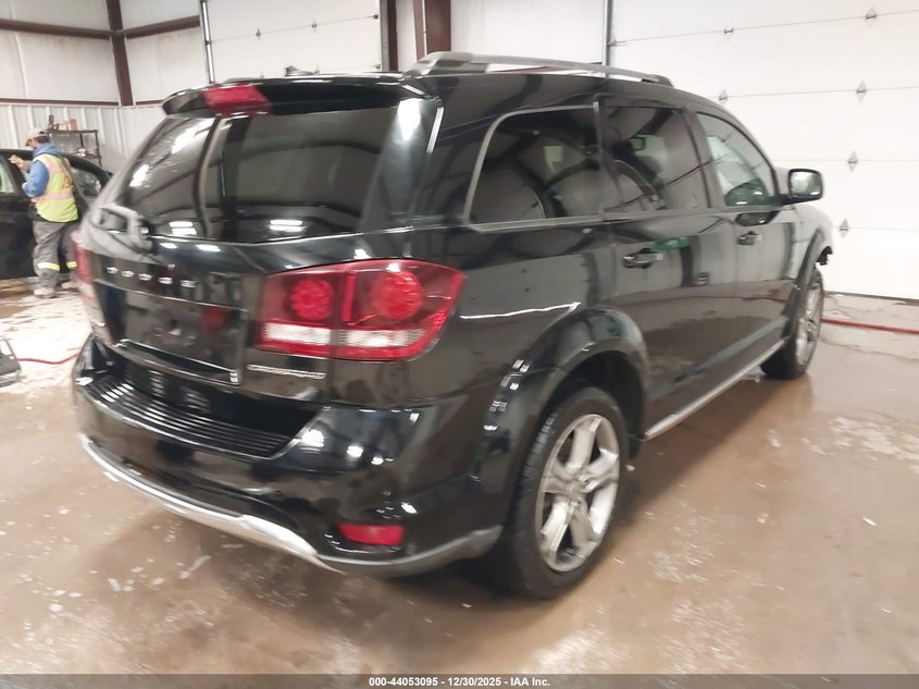 VIN 3C4PDCGB9HT524807 2017 DODGE JOURNEY CROSSROAD