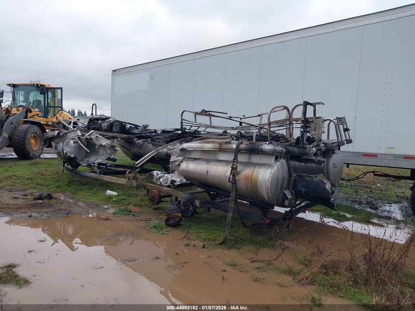 2023 Suntracker Other