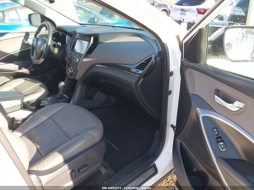 VIN 5XYZUDLBXHG388389 2017 HYUNDAI SANTA FE SPORT 2.4L