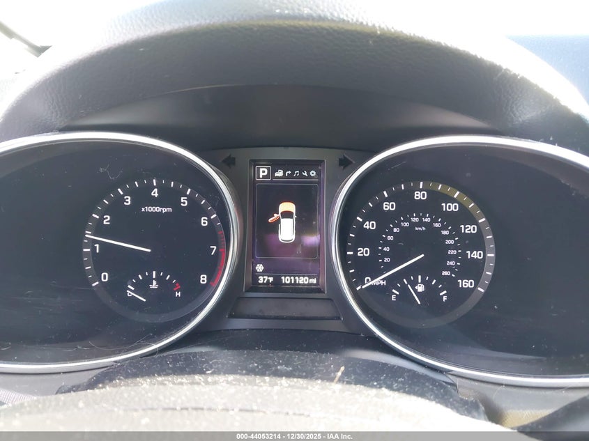 VIN 5XYZUDLBXHG388389 2017 HYUNDAI SANTA FE SPORT 2.4L