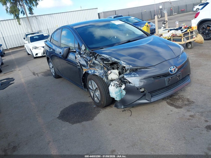 2016 Toyota Prius Three