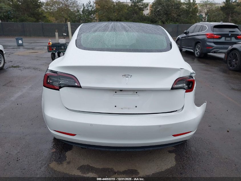2018 Tesla Model 3 Long Range/Mid Range VIN: 5YJ3E1EA3JF062579 Lot: 44053315